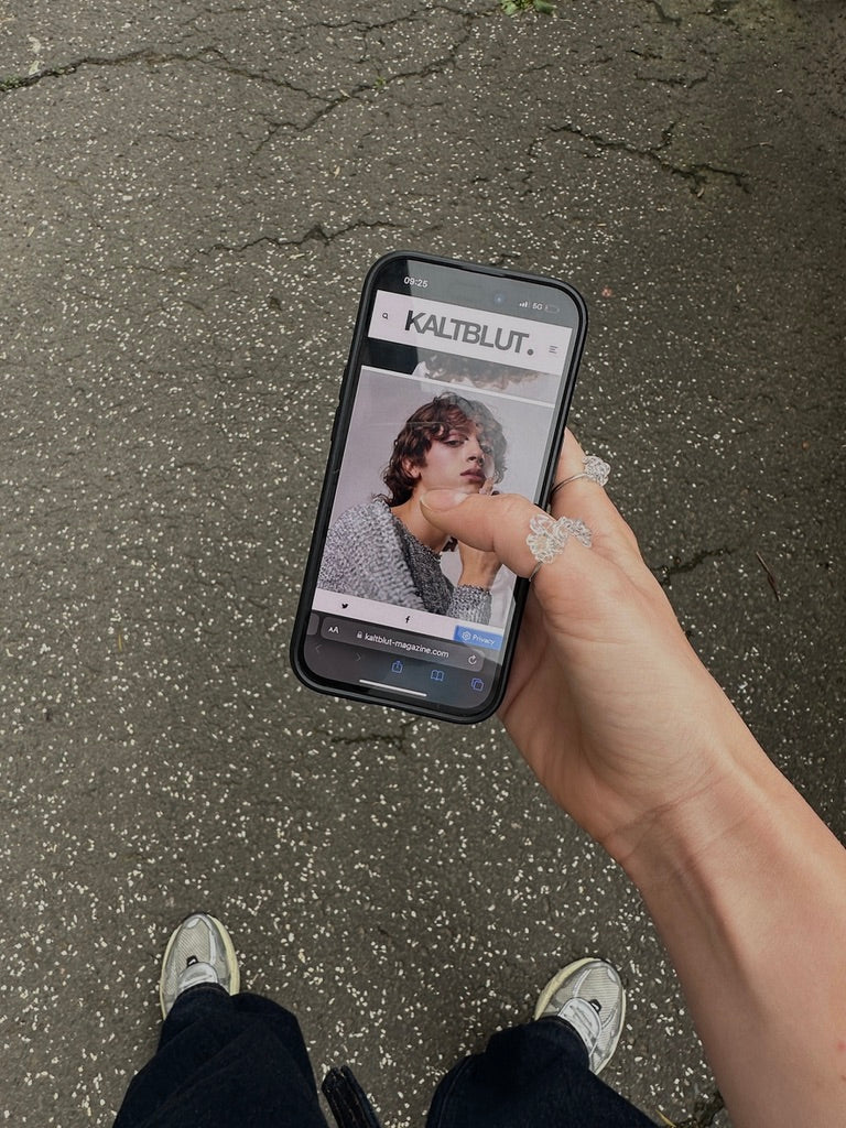 Hello from KALTBLUT Magazine!